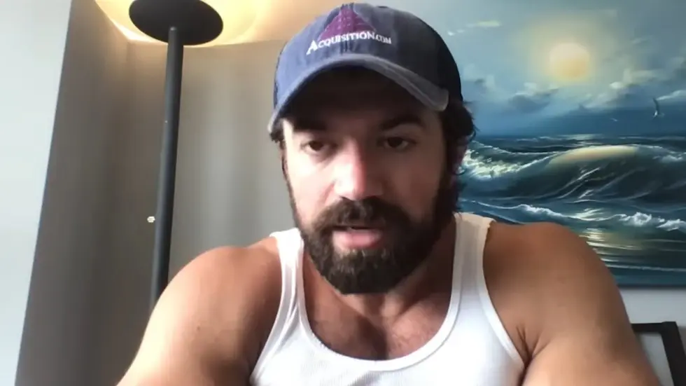 Alex Hormozi: How the best entrepreneurs REDEFINE reality.. 002