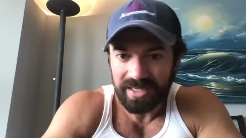 Alex Hormozi: How the best entrepreneurs REDEFINE reality.. 011