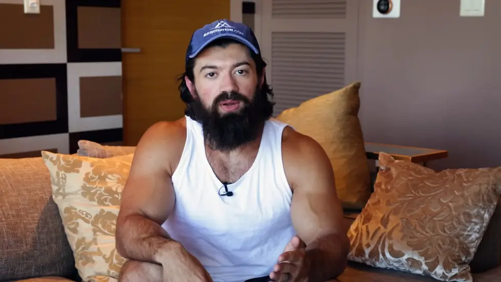 Alex Hormozi: How They Keep You POOR Forever 007