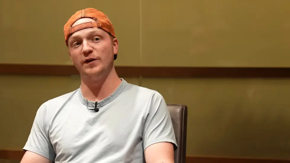 Alex Hormozi: How To Build a $1 Billion Dollar YouTube Channel 010