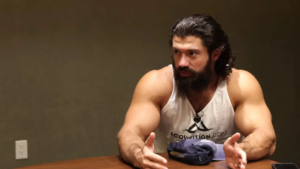 Alex Hormozi: How To Build a $1 Billion Dollar YouTube Channel 011