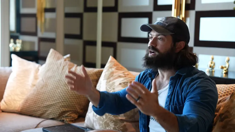 Alex Hormozi: How to Build a LEGIT Online Course (2023) 006