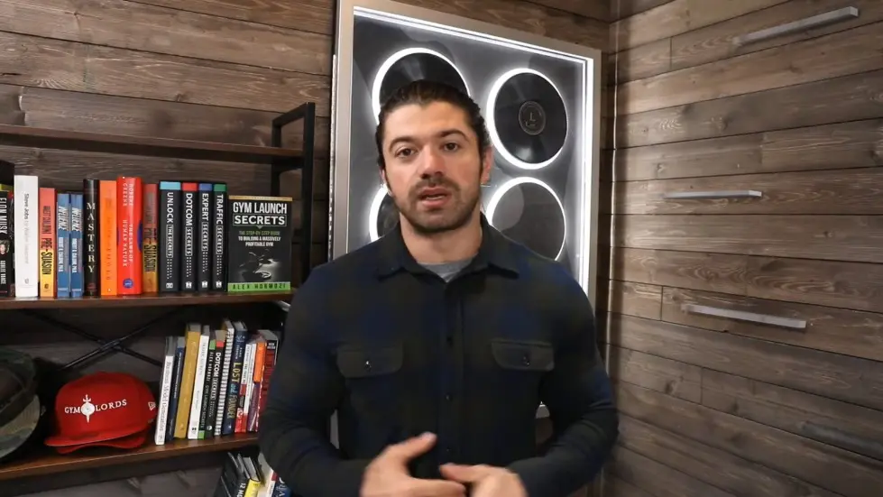 Alex Hormozi: How To Create Luck - The Simple Strategy Billionaires Use 004