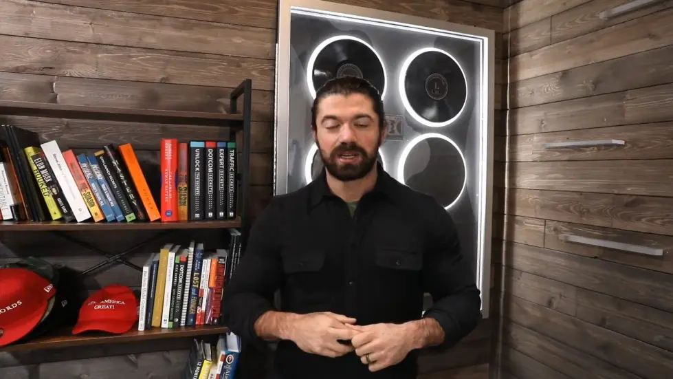 Alex Hormozi: How To Level Up In Business - Understanding Tradeoffs 003