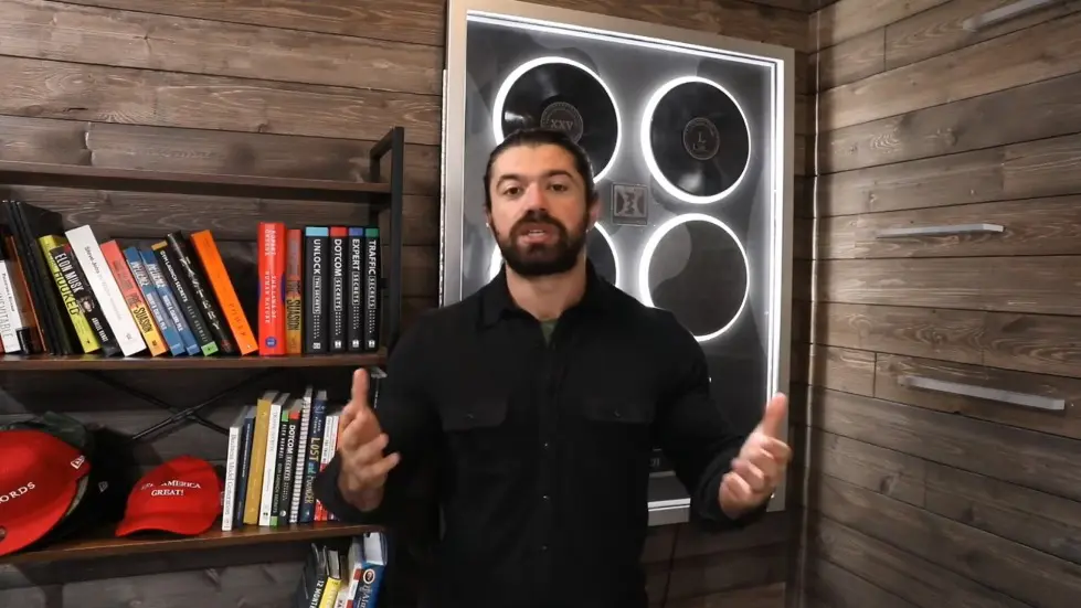 Alex Hormozi: How To Level Up In Business - Understanding Tradeoffs 005