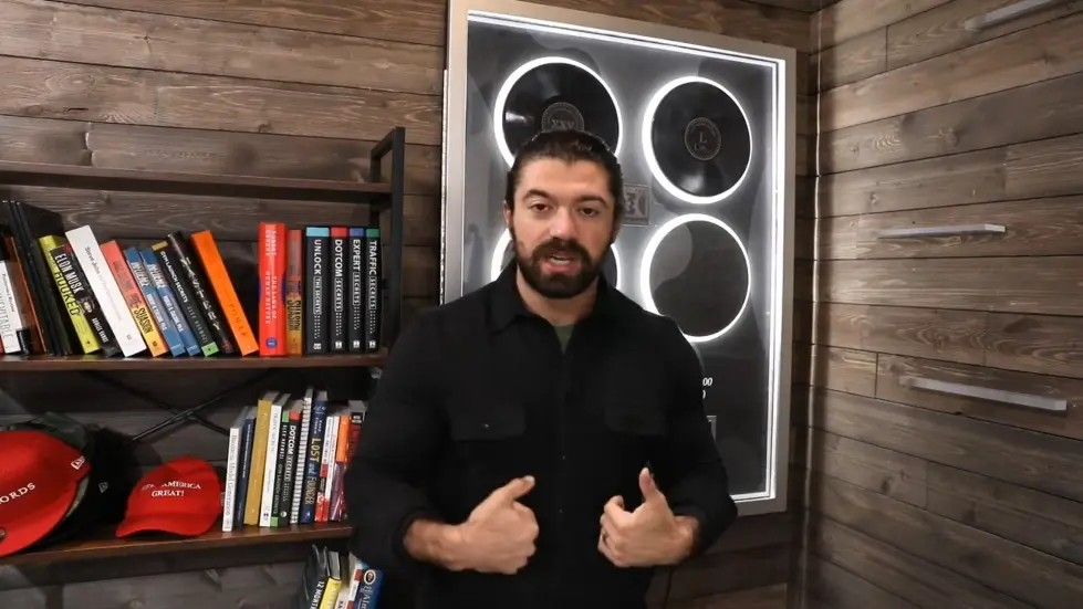 Alex Hormozi: How To Level Up In Business - Understanding Tradeoffs 007