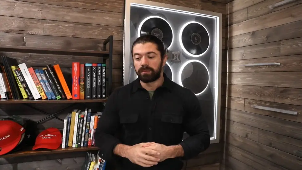 Alex Hormozi: How To Level Up In Business - Understanding Tradeoffs 011