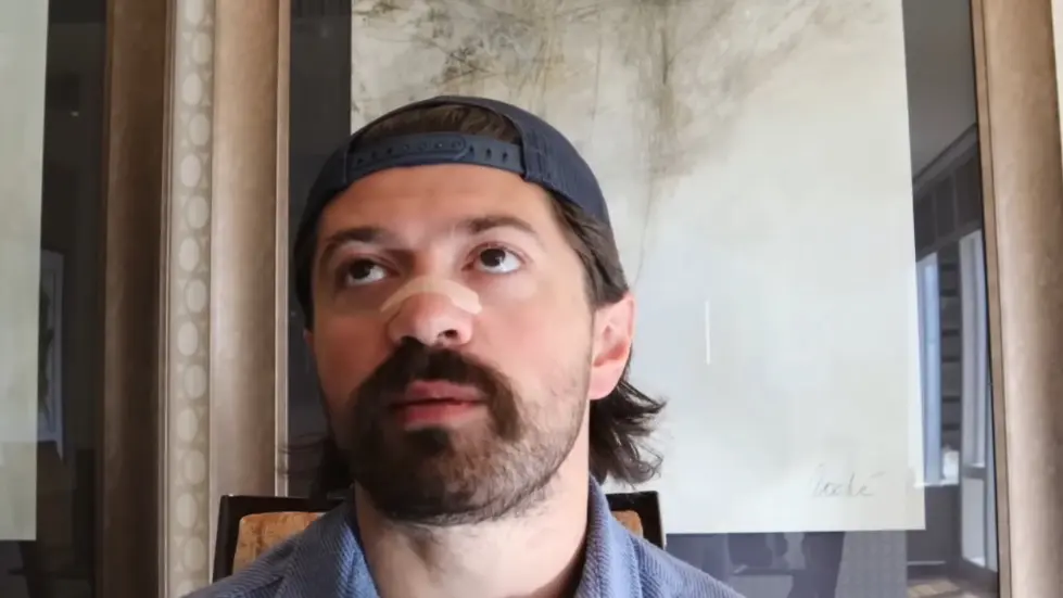 Alex Hormozi: I cracked Starbucks RECURRING SALES model and built a FORTUNE... 004