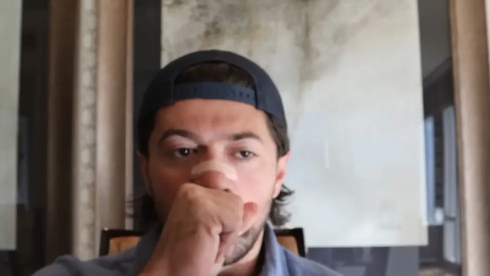 Alex Hormozi: I cracked Starbucks RECURRING SALES model and built a FORTUNE... 005