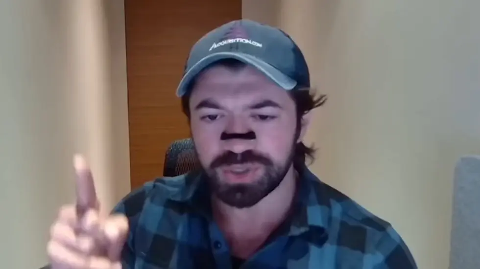 Alex Hormozi: I increased my wealth EXPONENTIALLY using the power of INVERSE thinking... 004