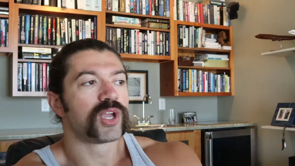 Alex Hormozi: I made $100,000,000 in 3 years...this is how I did it.. 002