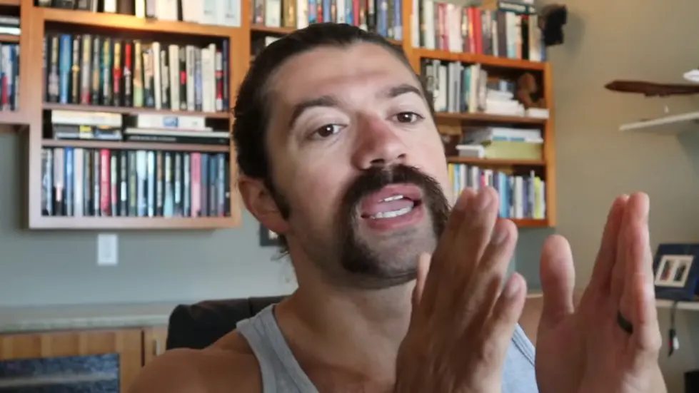 Alex Hormozi: I made $100,000,000 in 3 years...this is how I did it.. 004