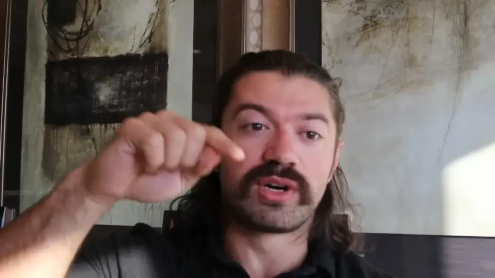 Alex Hormozi: I made $3,000,000 at 27...this is EXACTLY how I did it.. 009