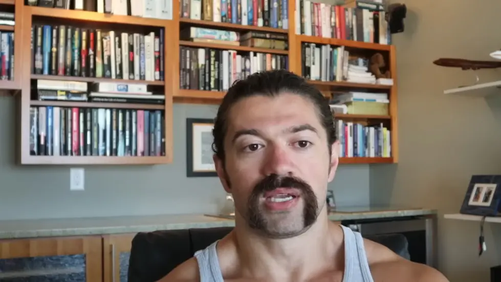 Alex Hormozi: I married for money... 006