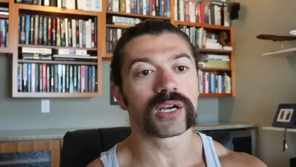 Alex Hormozi: I married for money... 008