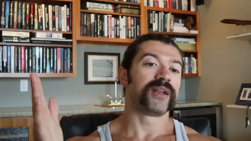 Alex Hormozi: I married for money... 016