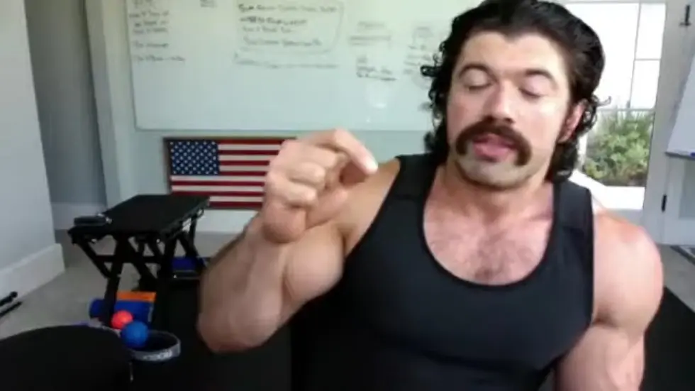 Alex Hormozi: I met with Arnold Schwarzenegger 4 times and learned these valuable skills! 004