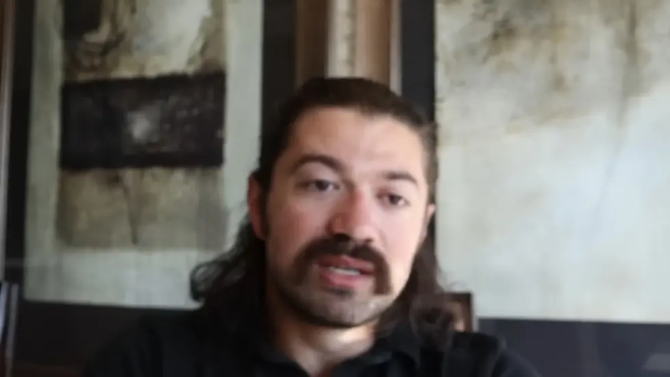 Alex Hormozi: I STARTED AND SOLD 6 BUSINESSES BY AGE 32...my boring formula.. 006