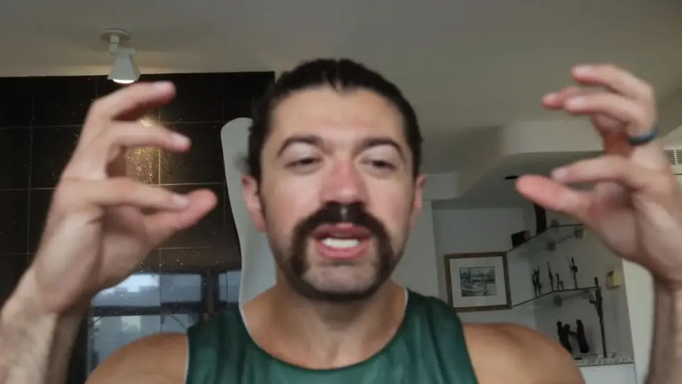 Alex Hormozi: I stepped down as CEO...and created a PASSIVE INCOME machine.. 006