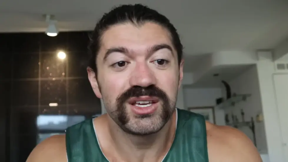 Alex Hormozi: I told myself I was wealthy until it came true. 011