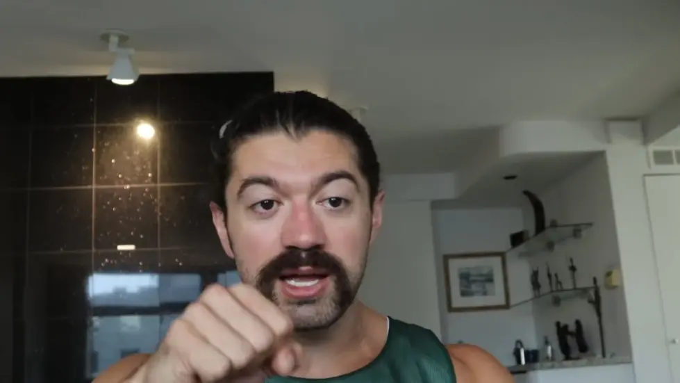 Alex Hormozi: I turn down $100,000 every single day...it hurts but it