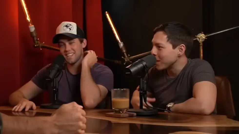 Alex Hormozi: If you think like this, you will stay poor and unhappy... 001