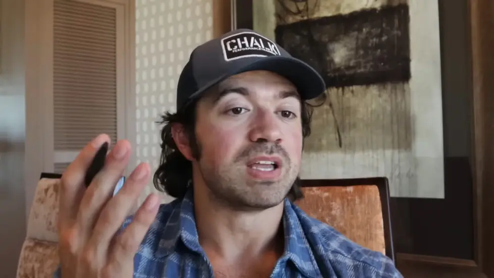 Alex Hormozi: Millionaire explains why time is NOT the most precious resource... 001