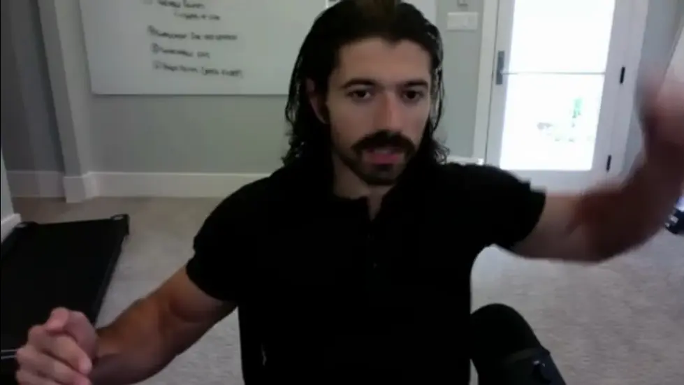 Alex Hormozi: Millionaire explains why time is NOT the most precious resource... 003