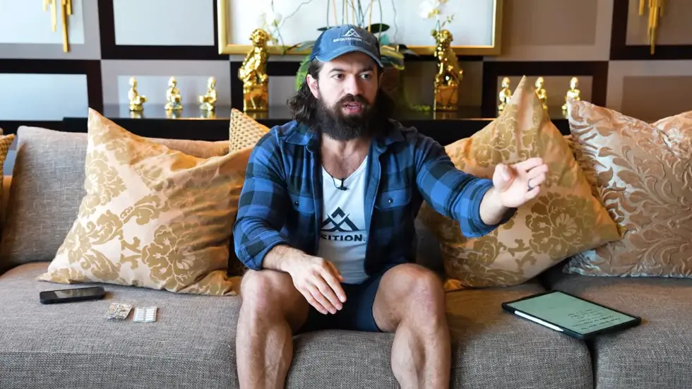 Alex Hormozi: NO NEW FRIENDS (My "Extreme Views" on Friendship) 006