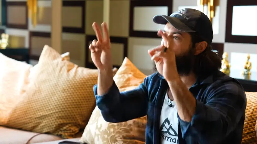 Alex Hormozi: NO NEW FRIENDS (My "Extreme Views" on Friendship) 007