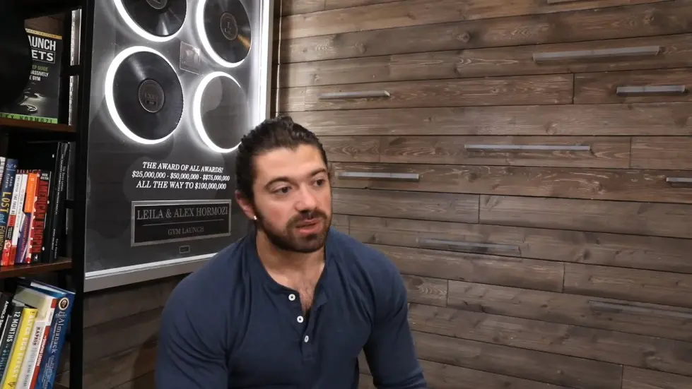 Alex Hormozi: Recruiting and Hiring Tips - How to Hire The Best Employees 017