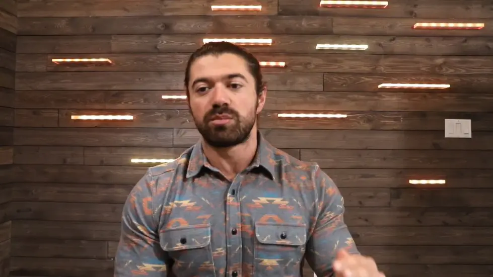 Alex Hormozi: Serial CEO Sells 4 Companies Using This Ancient Business Strategy 007