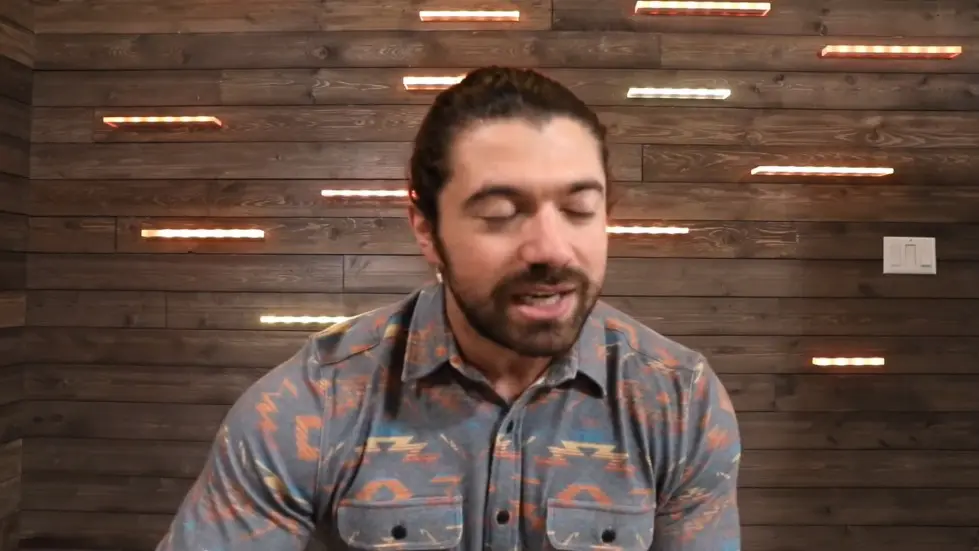 Alex Hormozi: Serial CEO Sells 4 Companies Using This Ancient Business Strategy 011