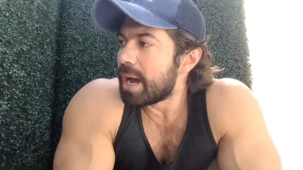 Alex Hormozi: Starting a software company is a TERRIBLE F@#$ING IDEA... [TRIGGER WARNING] 003