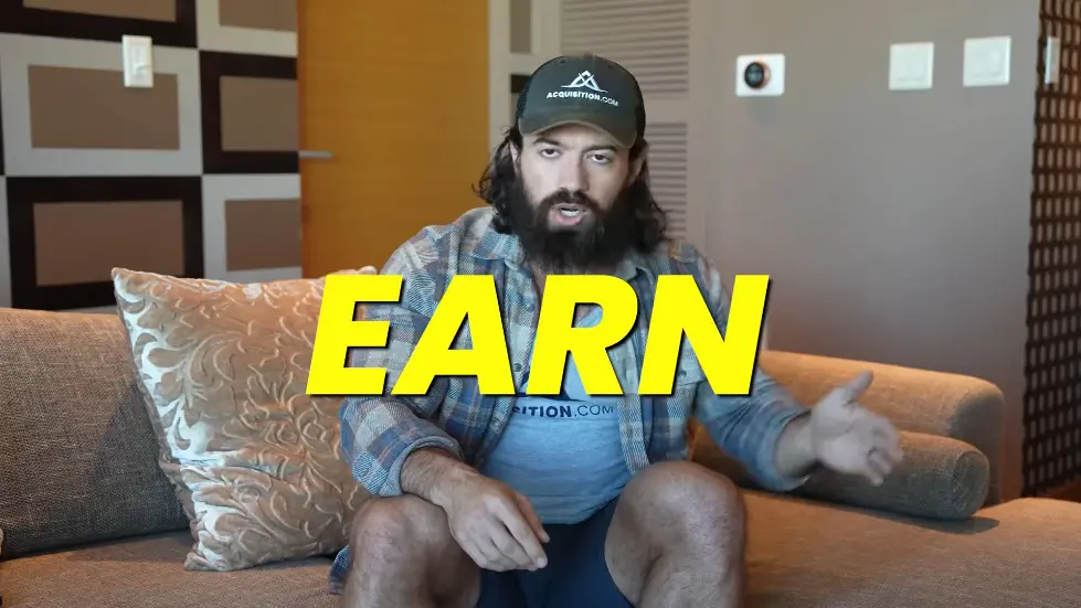 Alex Hormozi: The #1 Reason Young People Stay Poor 001