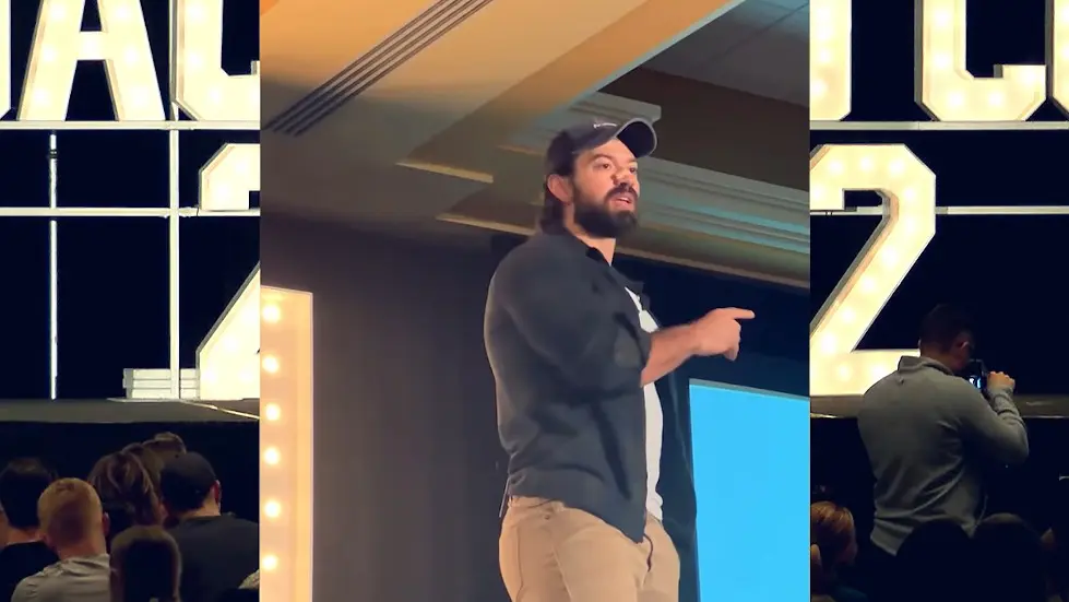 Alex Hormozi: The Best SALES TRAINING On The Internet 016