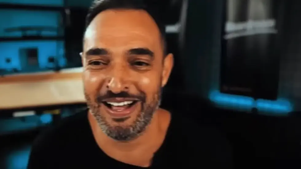 Alex Hormozi: The EXACT FRAMEWORK I used to grow a $46.2M business in 3 years....in 70 minutes 001