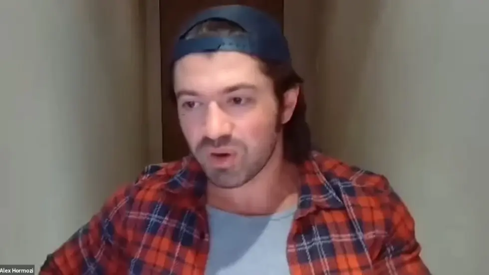 Alex Hormozi: The EXACT FRAMEWORK I used to grow a $46.2M business in 3 years....in 70 minutes 033