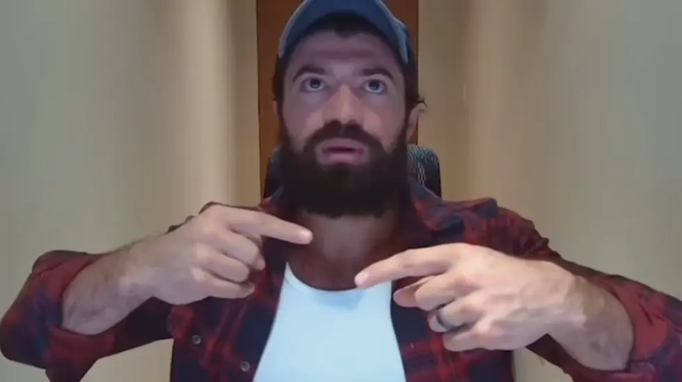 Alex Hormozi: The first 5 hires EVERY entrepreneur should make...or go broke... 004