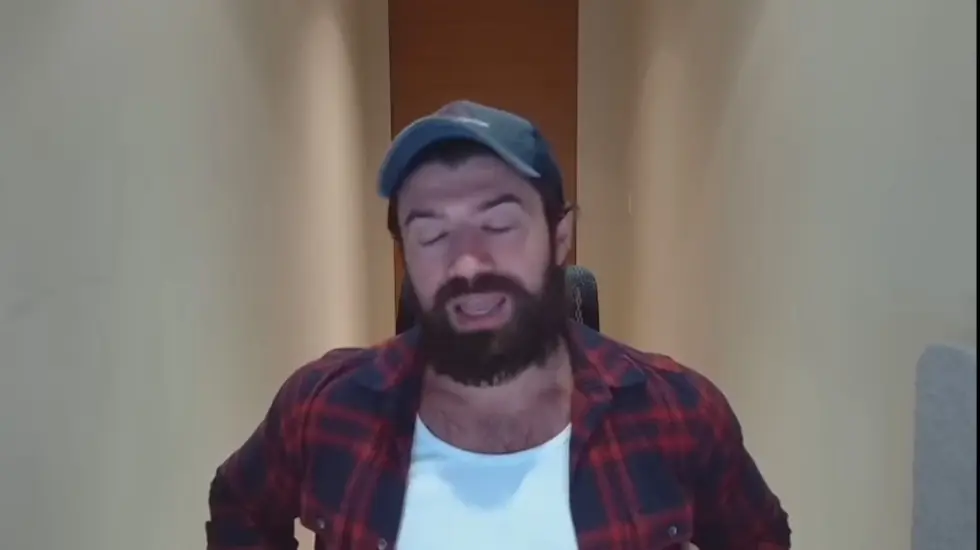 Alex Hormozi: The first 5 hires EVERY entrepreneur should make...or go broke... 006