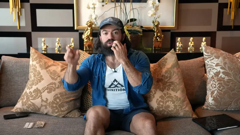 Alex Hormozi: The REAL Reason Your Business Isn