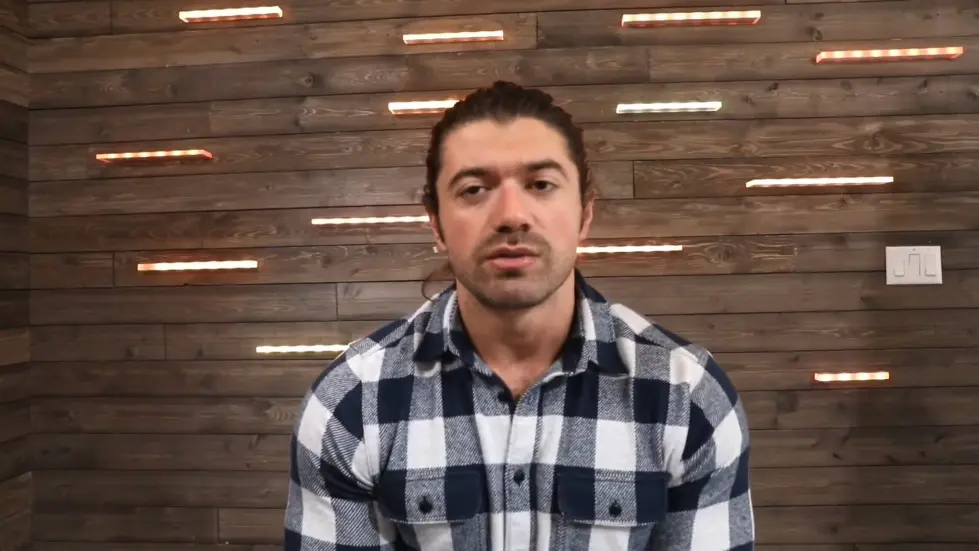 Alex Hormozi: The Realization That Reshaped My Approach To Business 002