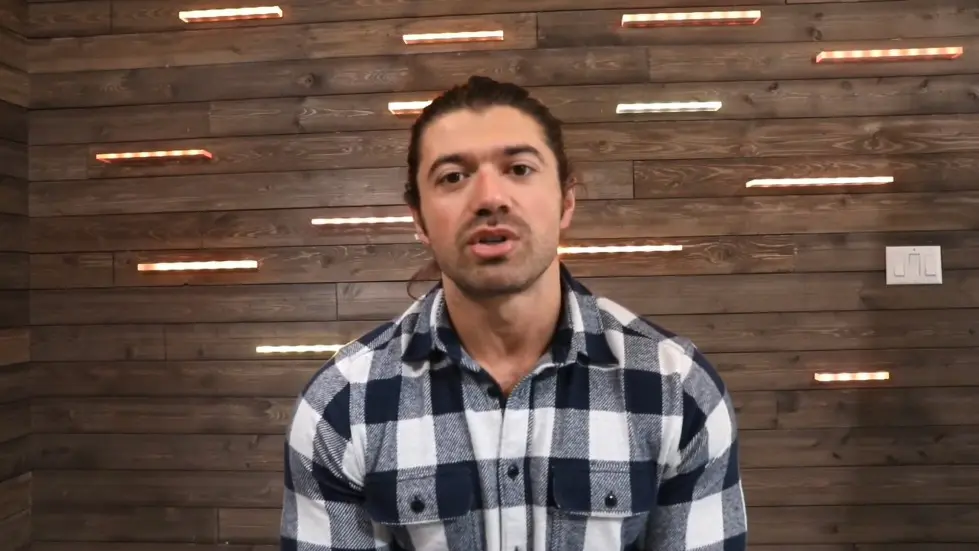 Alex Hormozi: The Realization That Reshaped My Approach To Business 004