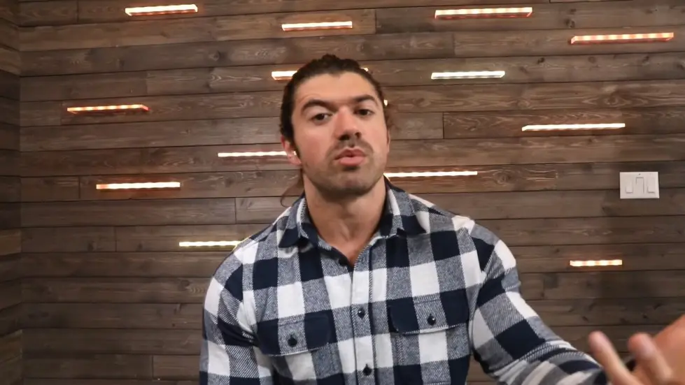 Alex Hormozi: The Realization That Reshaped My Approach To Business 009