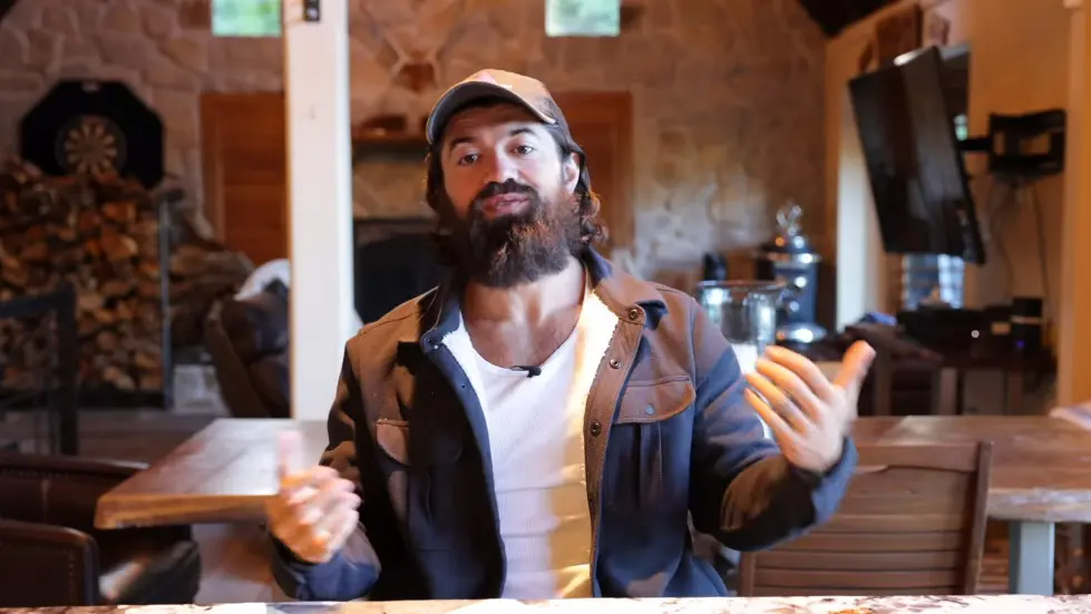 Alex Hormozi: This ONE Equation Will Make You RICH 012