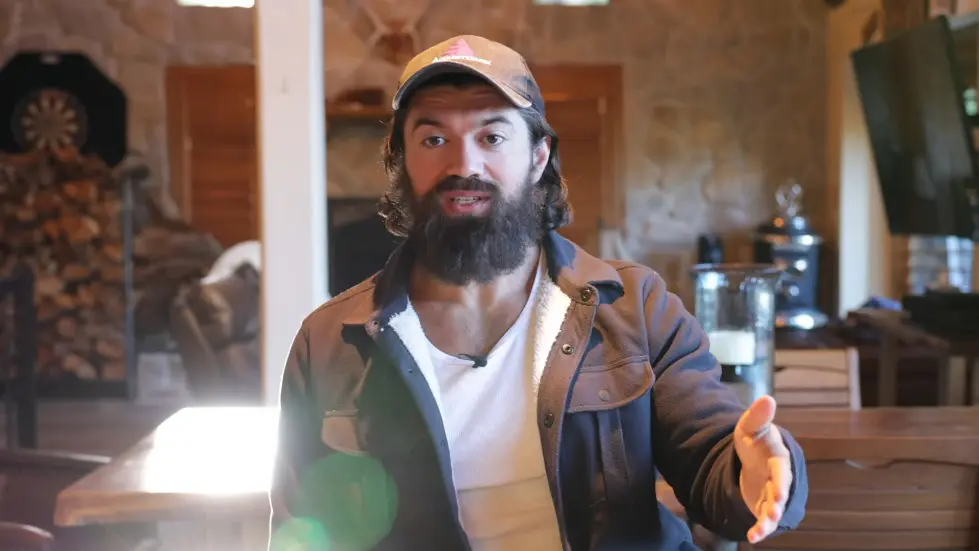 Alex Hormozi: This ONE Equation Will Make You RICH 022