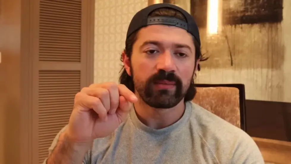 Alex Hormozi: This QUICK FIX will make us an EXTRA $10,000,000 next year.. 001