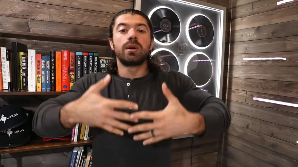 Alex Hormozi: Top Signs You Have The Wrong Business Partner 009