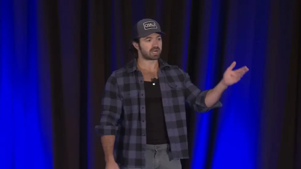 Alex Hormozi: Watch these 55 minutes if you want to be a millionaire in 2022.. 003