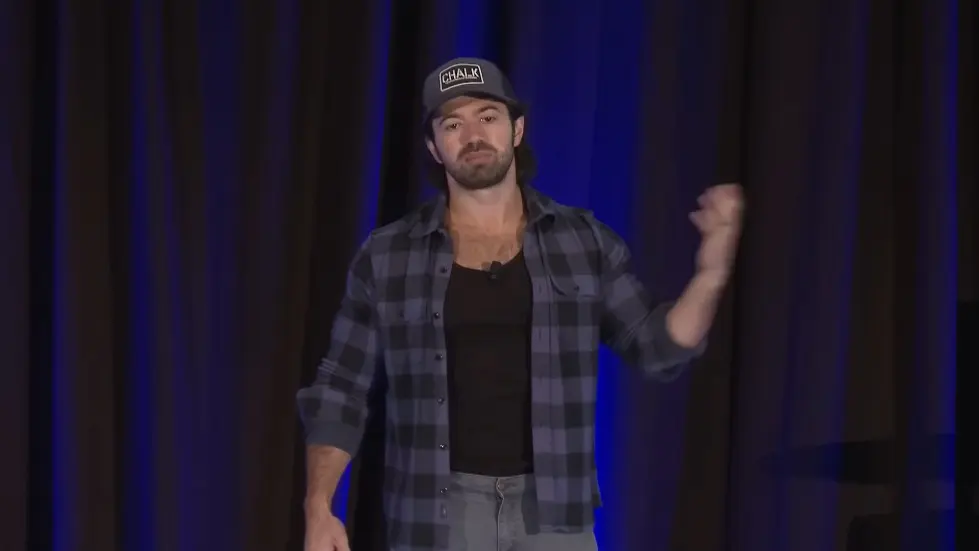 Alex Hormozi: Watch these 55 minutes if you want to be a millionaire in 2022.. 021